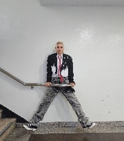 Lise 💌🎧's avatar