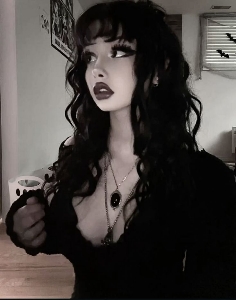 StarredSushii>:3's avatar