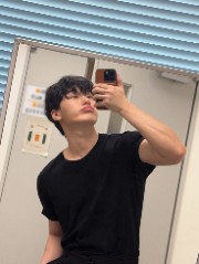 SANNIEEEE😝🖤's avatar