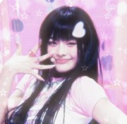 K-pop aesthetic 🎀 🎀 🎀 's avatar