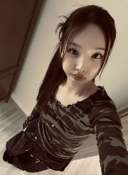 Chaeryeong 's avatar