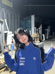 Ahyeon 💫's avatar