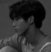 ~𝓡𝓮𝓫𝓮 ✉️'s avatar