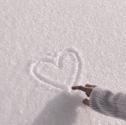 rosie_entertainment's avatar