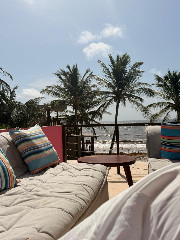 glow up 🎀's avatar