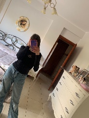 Ele🫶🏻's avatar