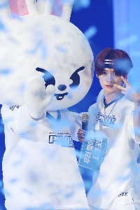 Ji-hyunˡᵉᵉᵏⁿᵒʷ ʷⁱᶠᵉ❄️'s avatar