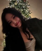 Jennie's avatar