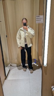 Juliaa 🪽🐆's avatar