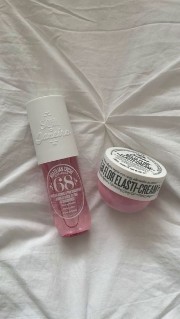 Mia🎃✨️'s avatar