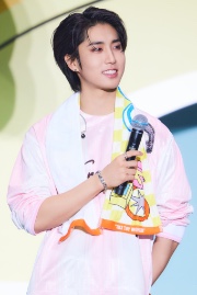 maknaeontop's avatar