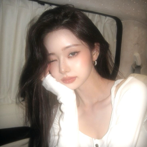 🤍𝚉𝚑𝚊𝚗𝚐 𝙹𝚒𝚊 • 张佳🎱's avatar